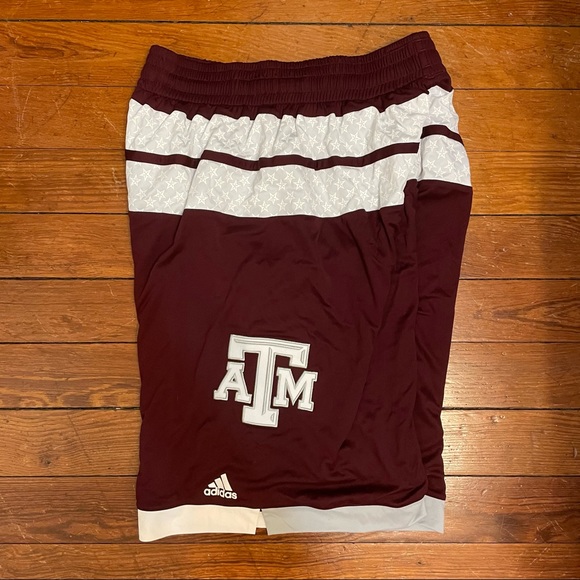 Team Issued Texas A&M Basketball Shorts - Picture 3 of 7